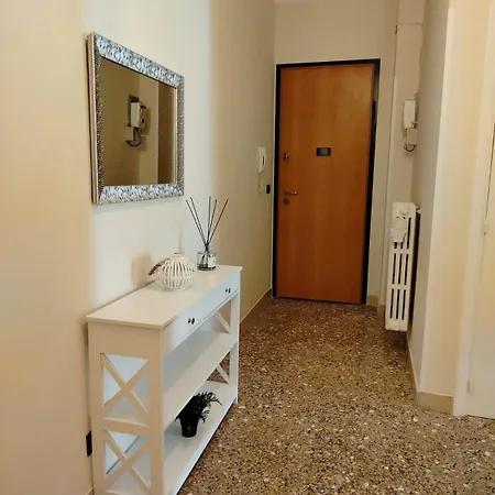 Casa Louise - Comodo Zona Viale Liguria *